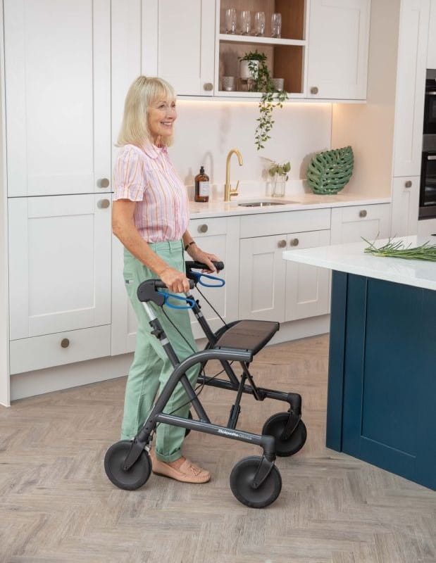 Invacare Leichtgewichtrollator Dolomite Gloss Vorführware