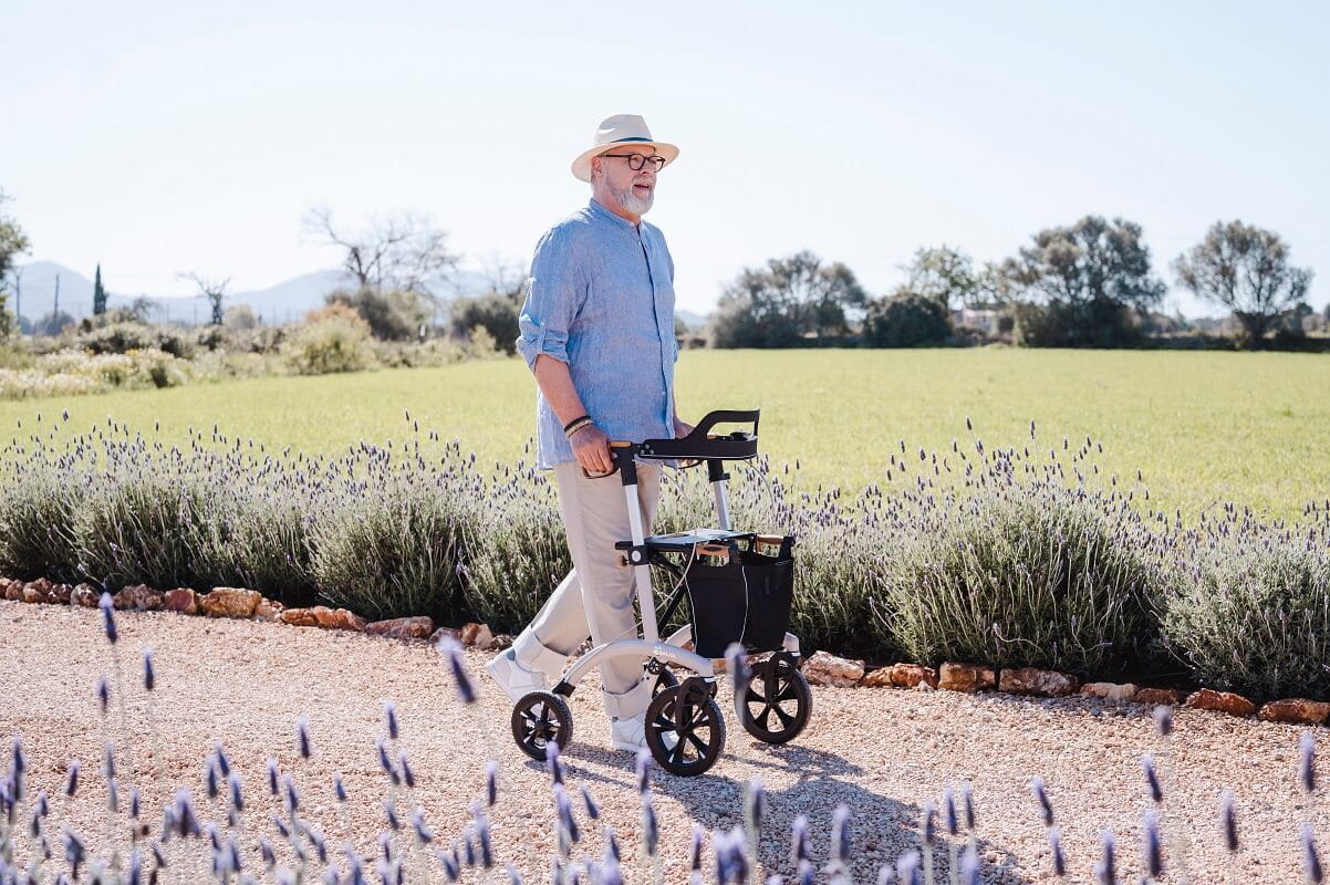 Saljol Leichtgewichtrollator Allround aus Aluminium