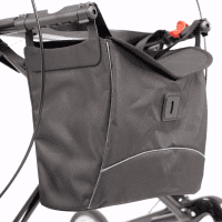 Nahaufnahme geschlossene, wasserfeste Tasche, Modell Carlbon von SMINA, Carbon-Rollator, Farbe Carbon-Schwarz