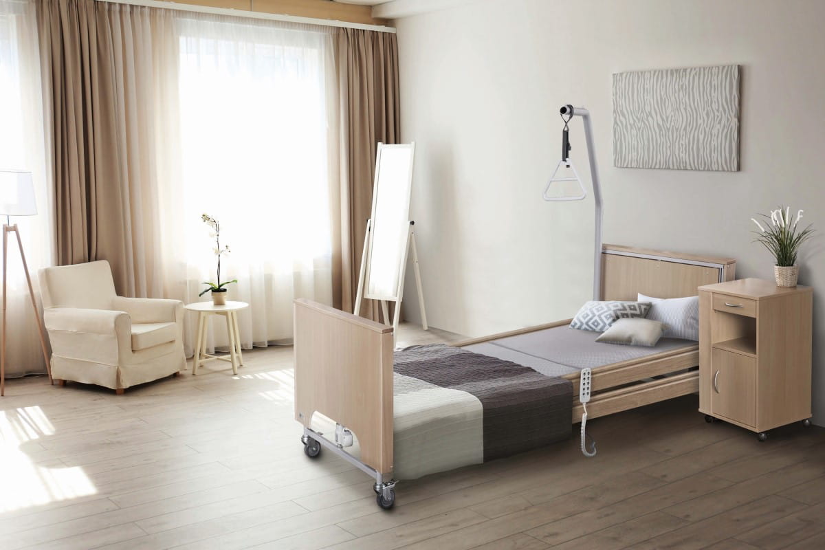 EcoFit-S-Plus-12 tecfor care GmbH Care Pflegebett ECOFIT S PLUS Low mit Holzverkleidung